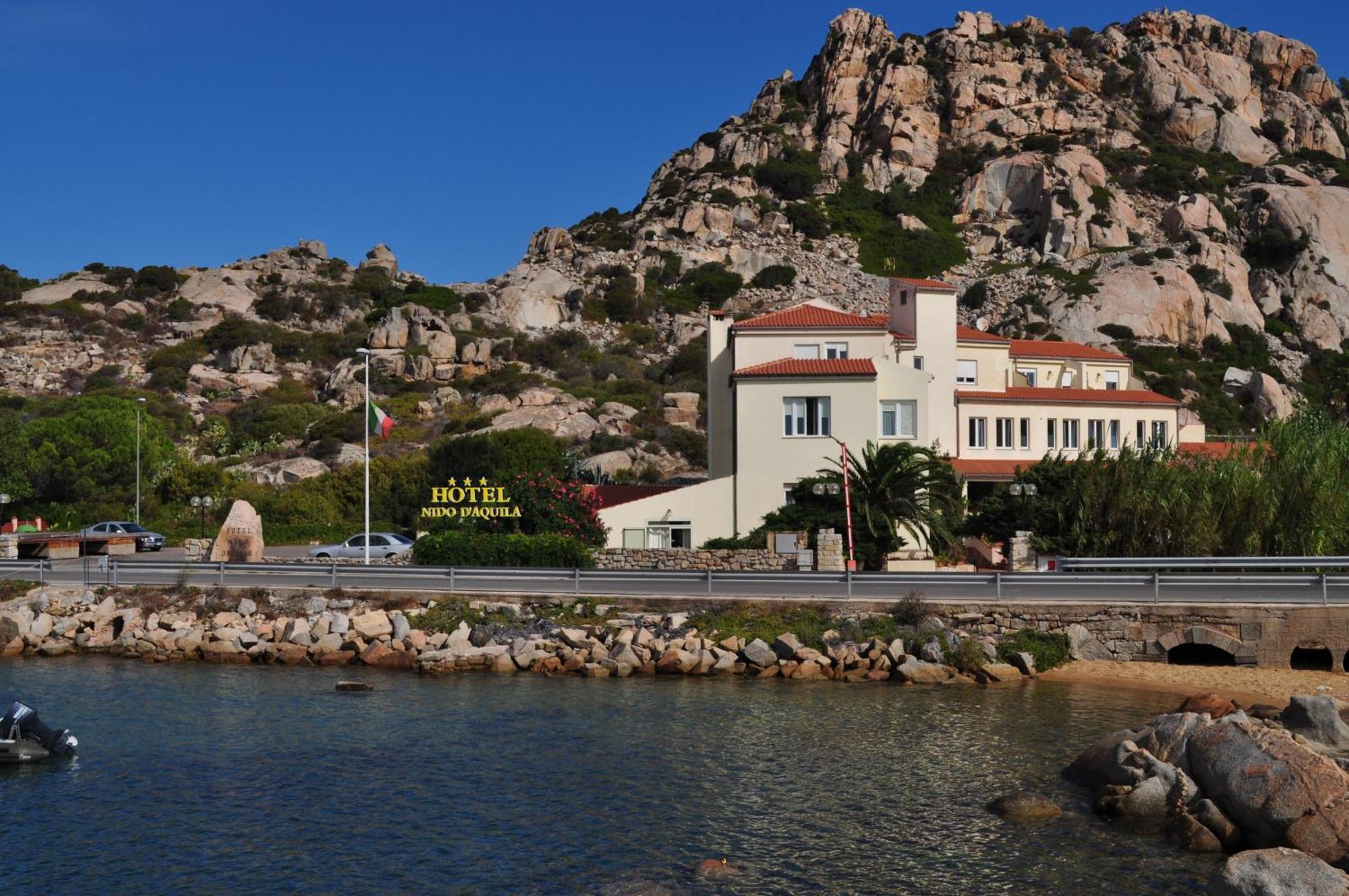 Hotel Nido D'aquila La Maddalena  Exterior foto